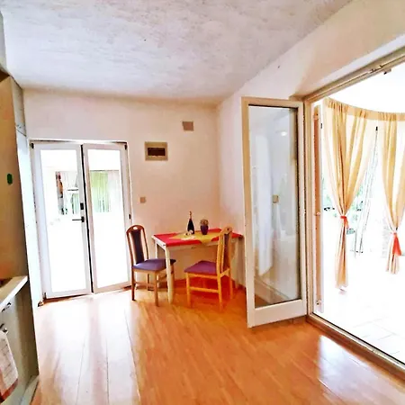 Luxor * Rogoznica (Sibenik-Knin)