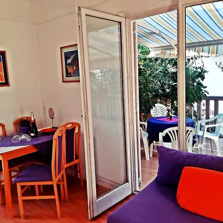 Apartment Luxor *