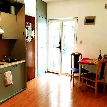 Apartman Luxor Rogoznica
