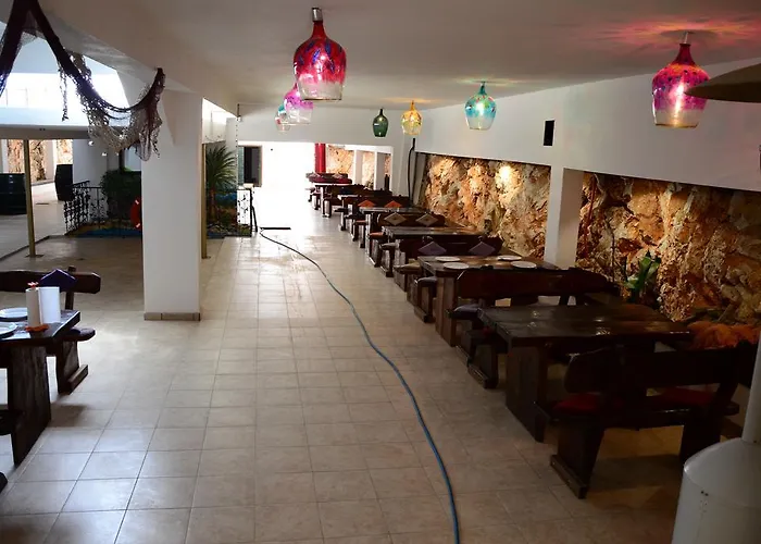 Luxor Rogoznica (Sibenik-Knin)