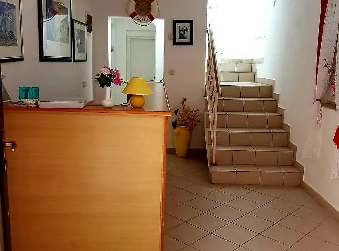 Luxor Rogoznica (Sibenik-Knin)